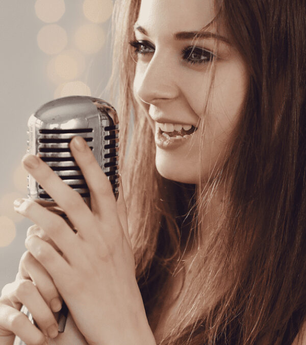 Focusing an Inattentive Audience